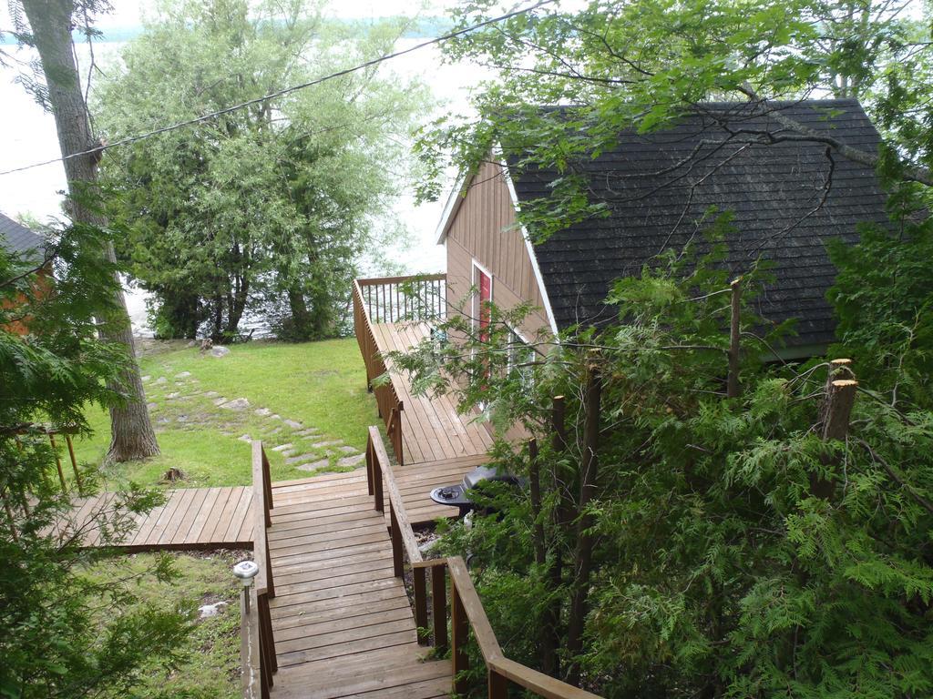 Red Lodge Resort Little Current Pokoj fotografie