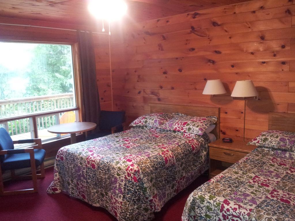 Red Lodge Resort Little Current Pokoj fotografie