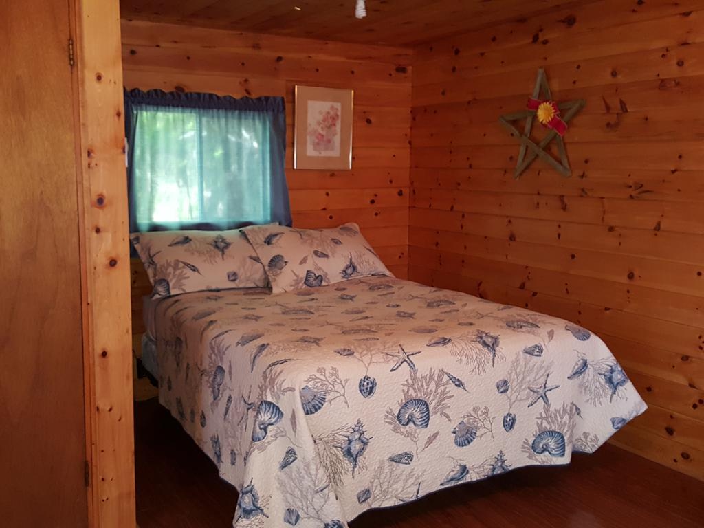 Red Lodge Resort Little Current Pokoj fotografie