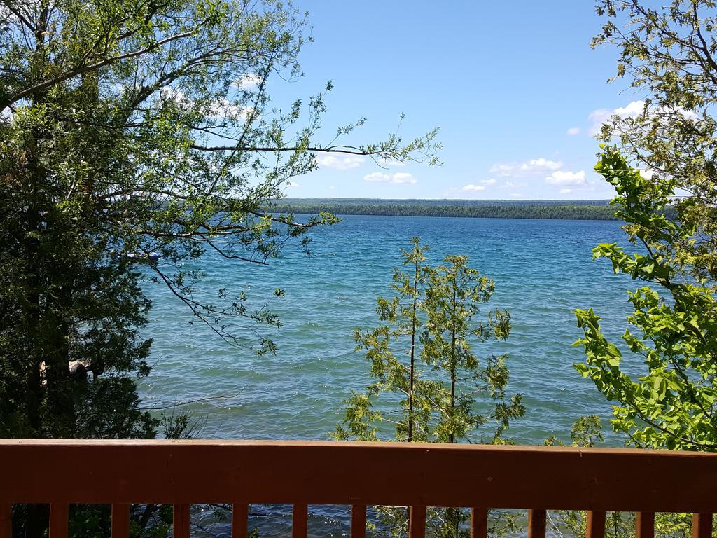 Red Lodge Resort Little Current Pokoj fotografie