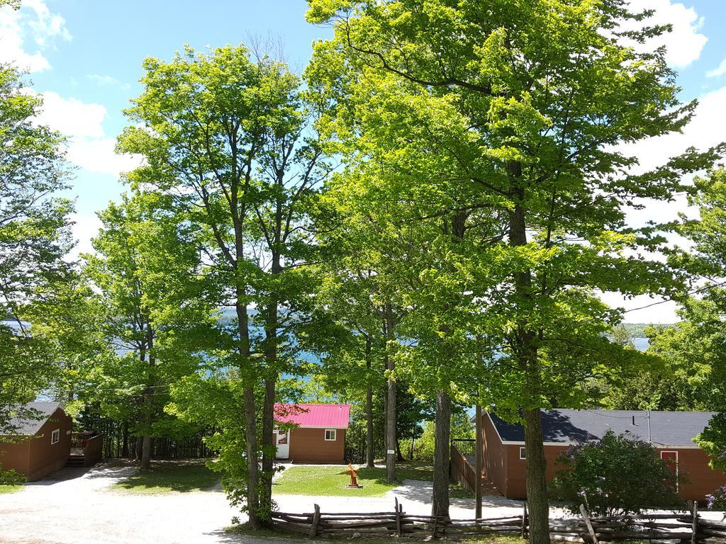 Red Lodge Resort Little Current Pokoj fotografie